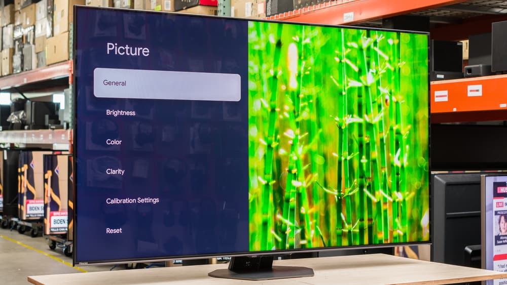 Hisense U8N