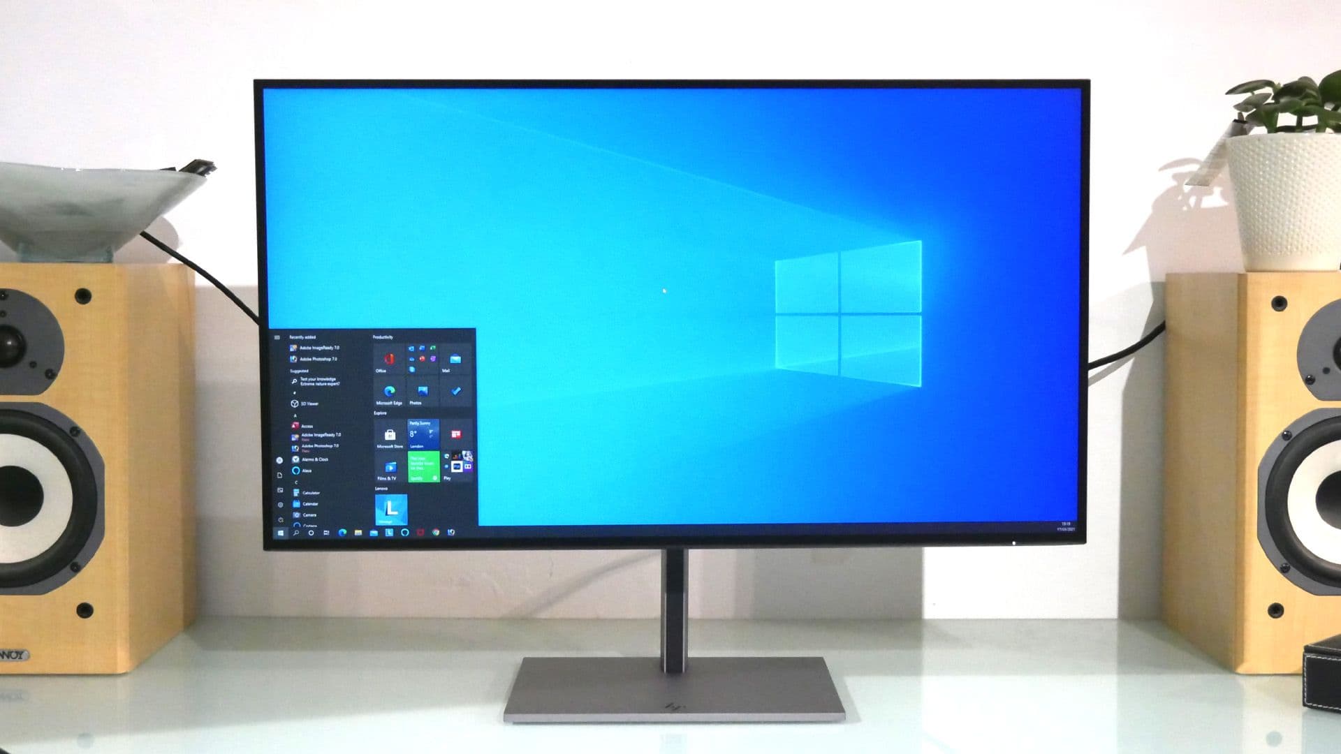 HP Z27u G3
